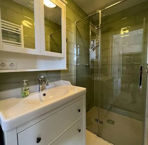 Rotterdam Inn Lägenhetshotell 3*