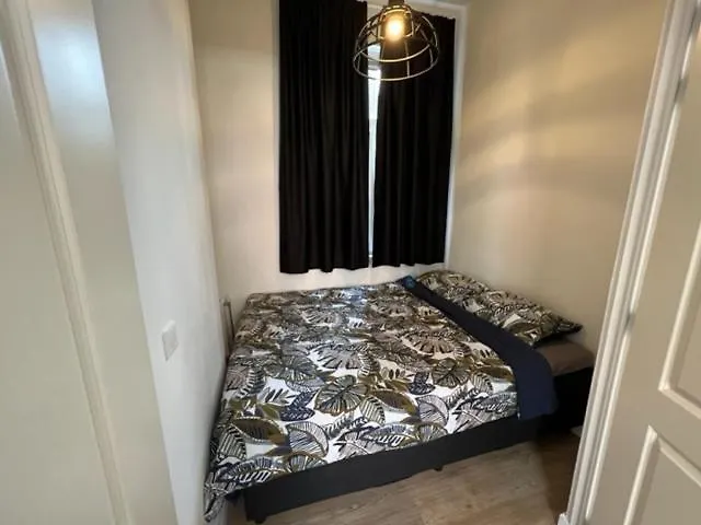 Lägenhetshotell Rotterdam Inn 3*