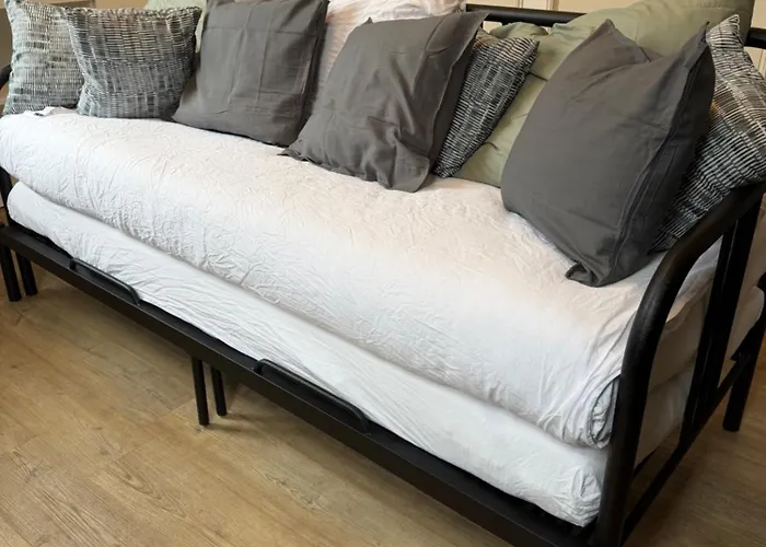 Rotterdam Inn Lägenhetshotell 3*