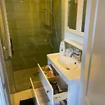 Rotterdam Inn 3*