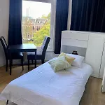Rotterdam Inn ロッテルダム