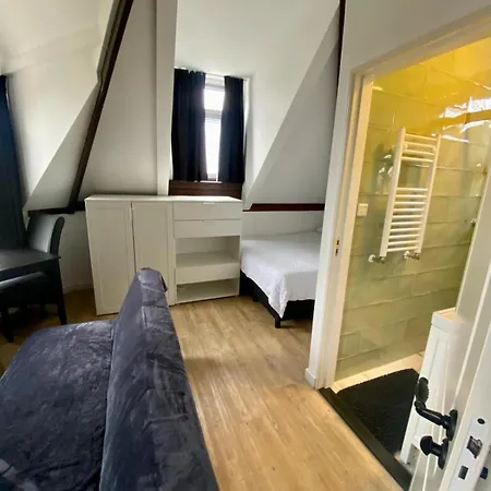 Rotterdam Inn