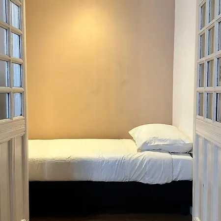 Rotterdam Inn ロッテルダム