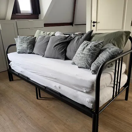 Rotterdam Inn ロッテルダム