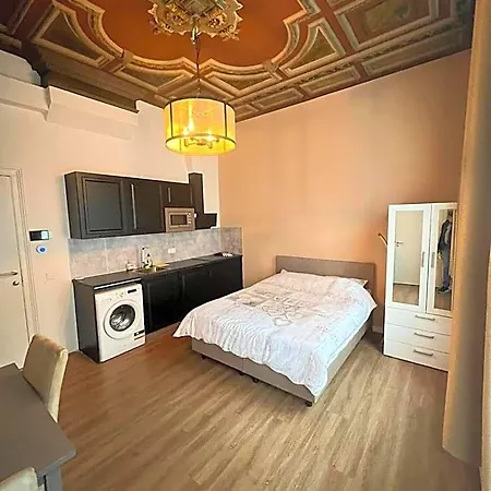 Rotterdam Inn