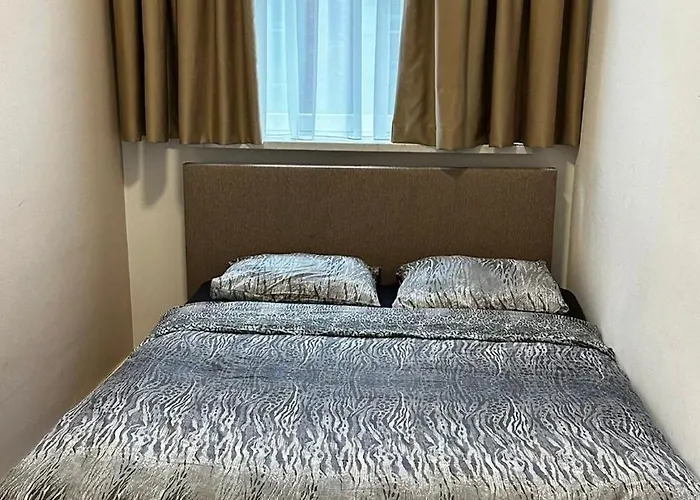 Rotterdam Inn شقة فندقية