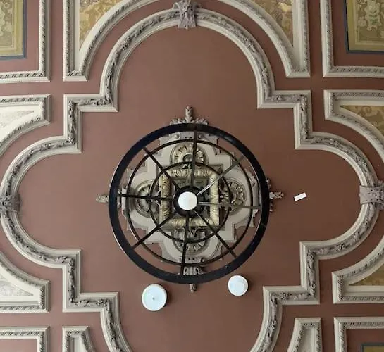 Rotterdam Inn شقة فندقية 3*