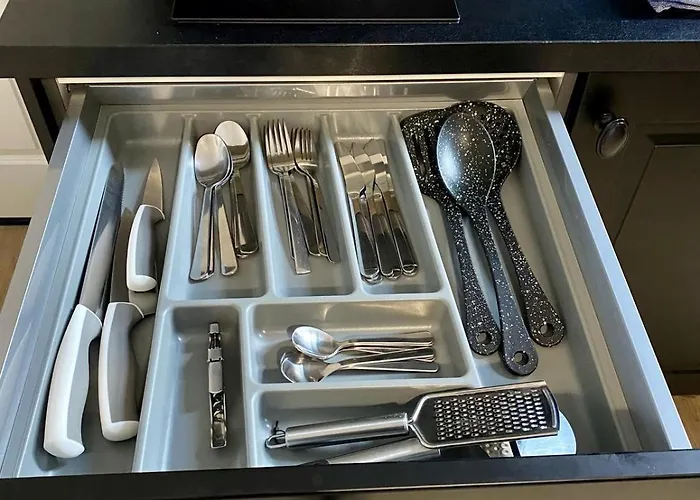 شقة فندقية Rotterdam Inn روتردام